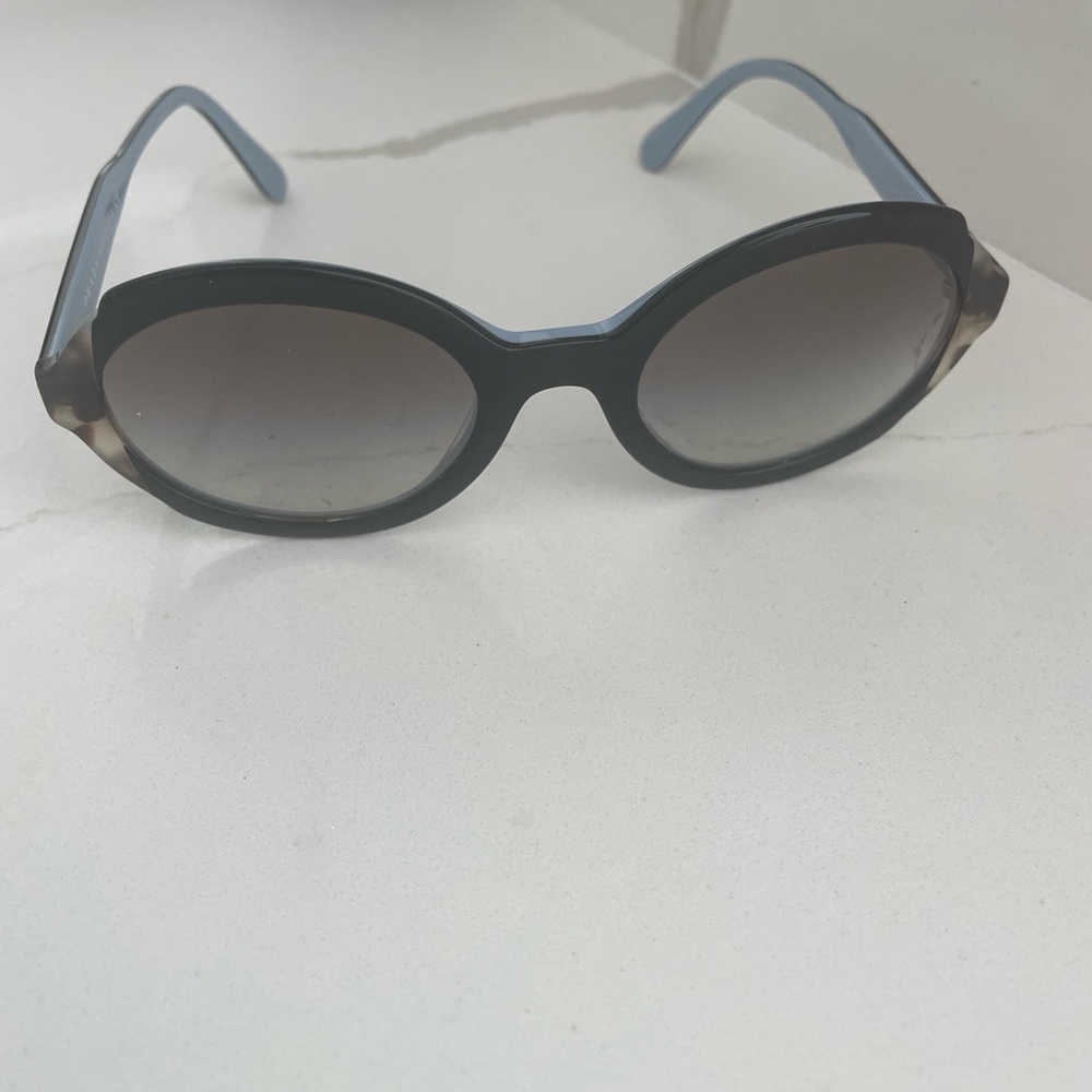 PRADA heritage Sunglasses